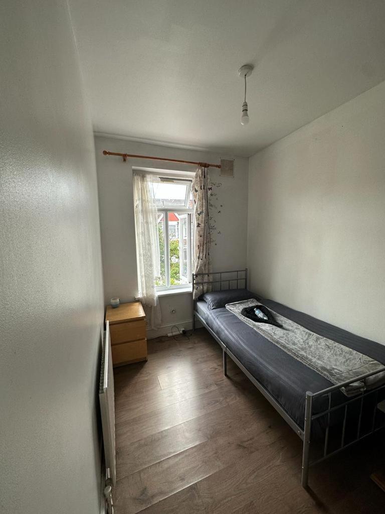 Affordable Private Rooms In Wembley London Exterior photo